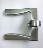 Maniglie con rosetta Serie 1031 ORO SATINATO 8mm - MANDELLI MODUS - 1 coppia